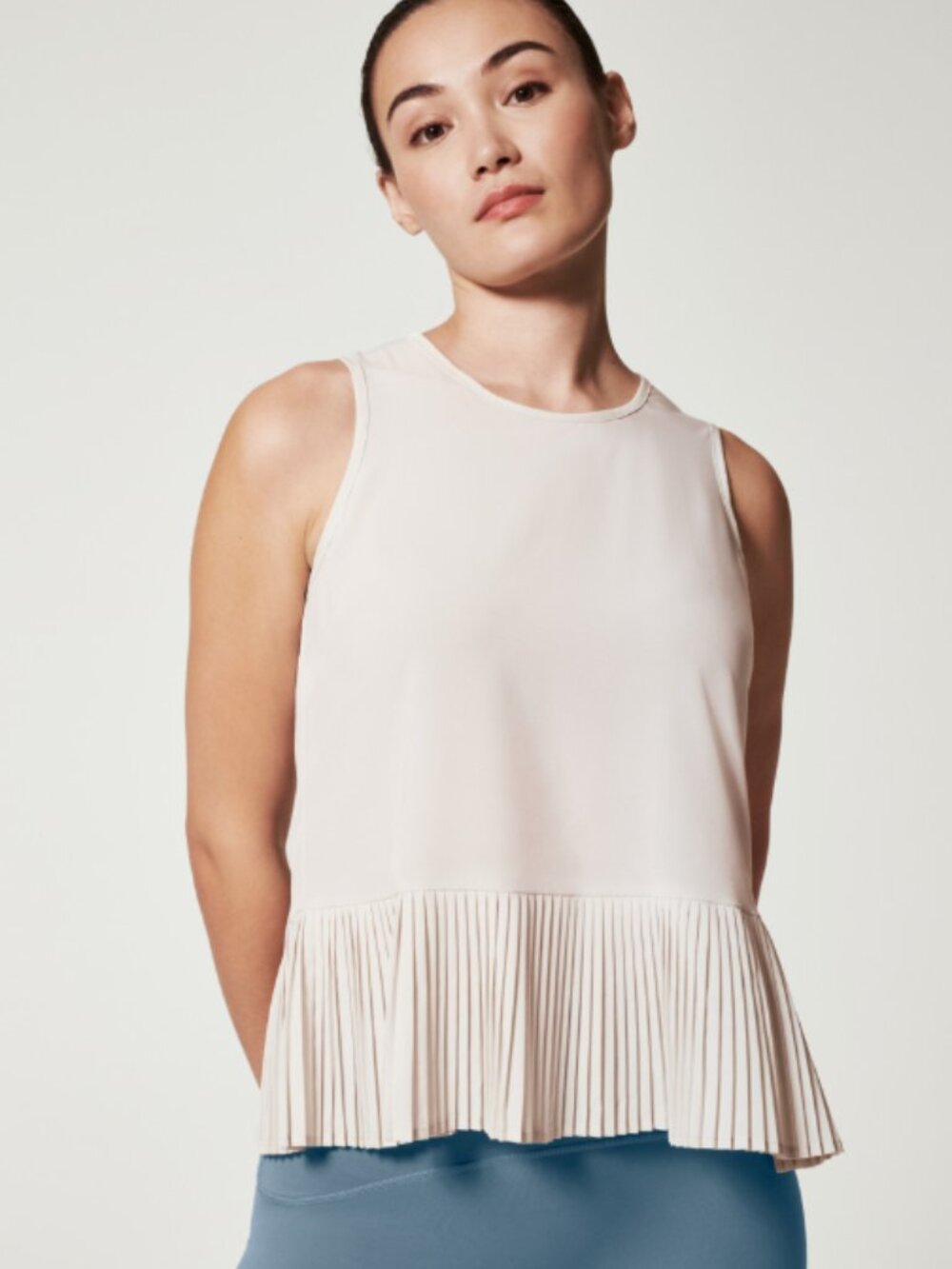 Spanx Yes Pleats Tank Top White Cloud Sleeveless Pleated Hem